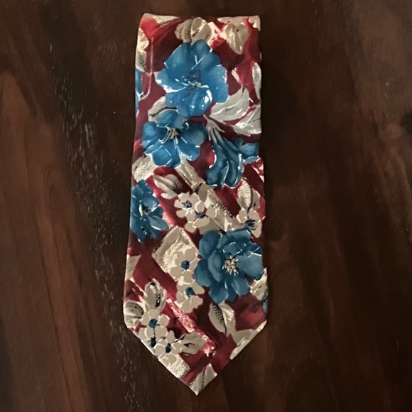 Neck Tie - Picture 7 of 7